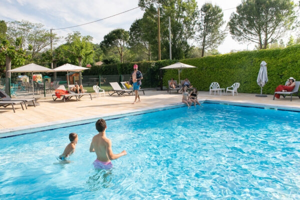 Hôtel Clos des Bruyères Vallon Pont d'Arc | The pool